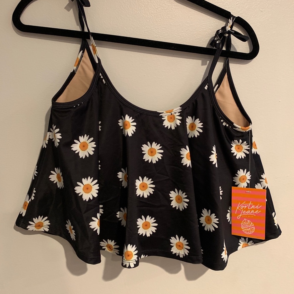 Kortni Jeane swing top